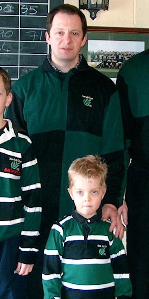 Paul Blacker coaching under 7s
